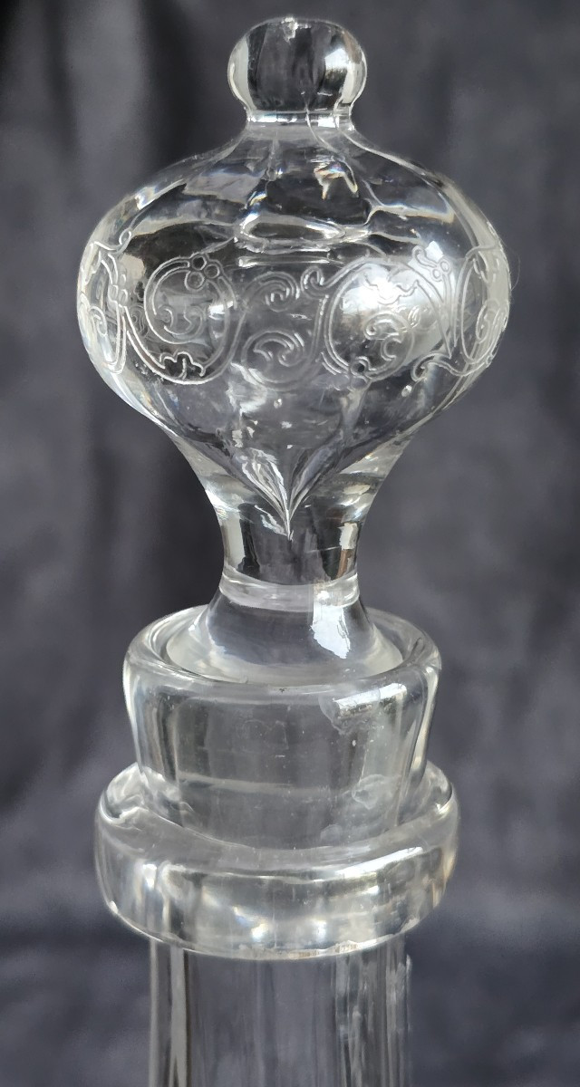 Antica bottiglia in cristallo inciso – Boemia, nel gusto di Moser, circa 1920–1940-photo-5