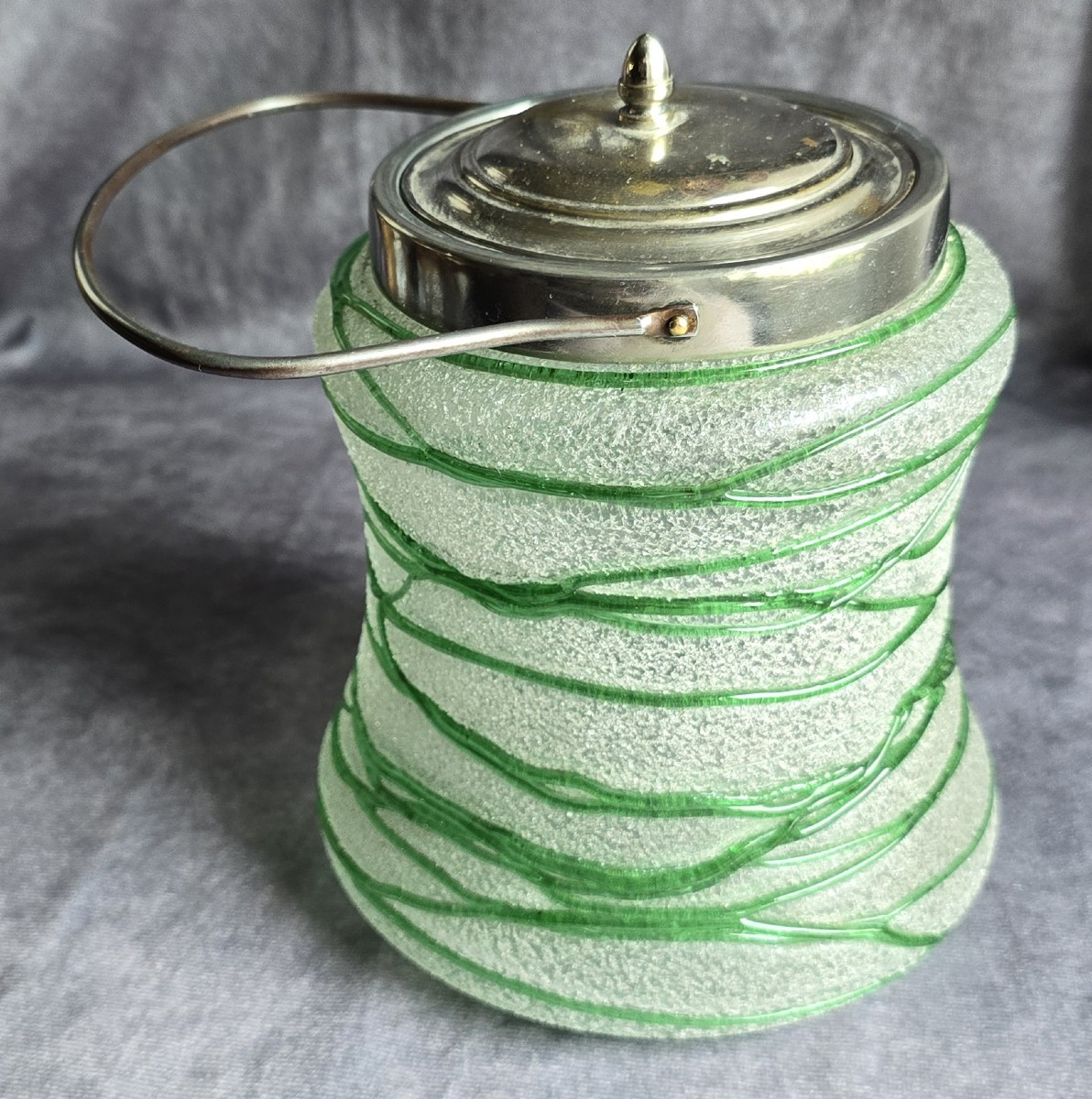 Antico secchiello per biscotti ivetro boemo Pallme‑Konig,  decoro  filigrana verde – circa 1900