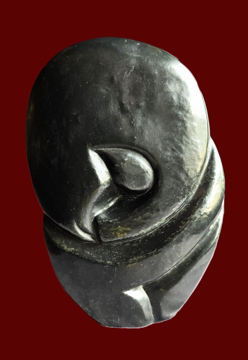 Maternità stilizzata – Scultura in pietra Shona, Zimbabwe