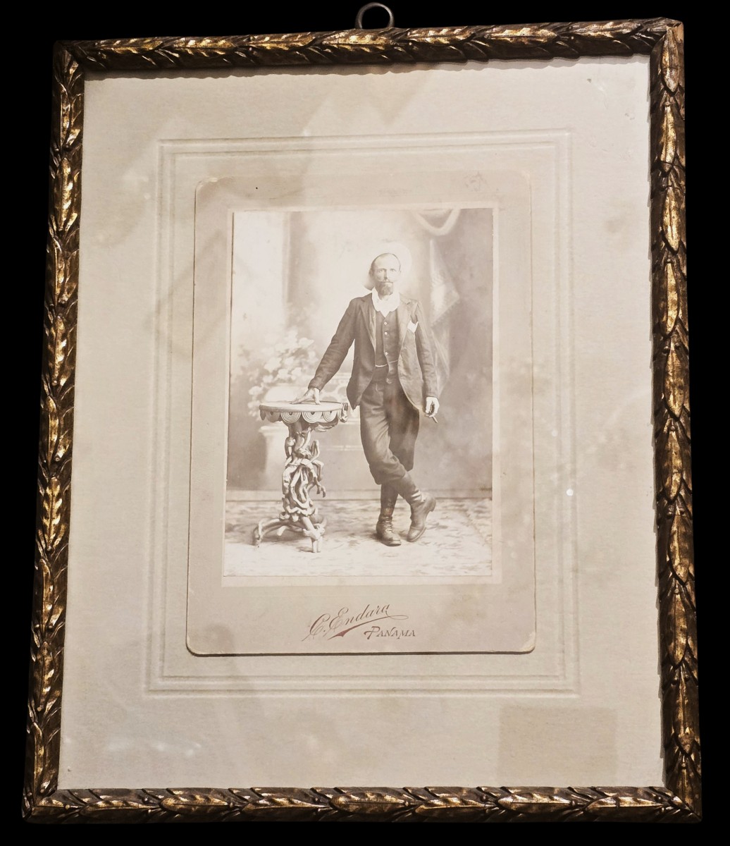 Atelier Carlos Endara – Ritratto fotografico di un borghese, Panama, circa 1905-photo-3