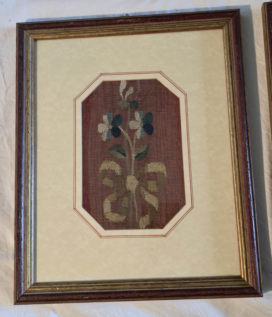 Quattro frammenti di arazzo di Aubusson incorniciati, XVIII secolo-photo-2