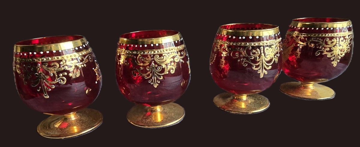 Judaica  4 antichi bicchierini rossi con decorazioni  oro e smalto,  Murano anni '60-photo-3