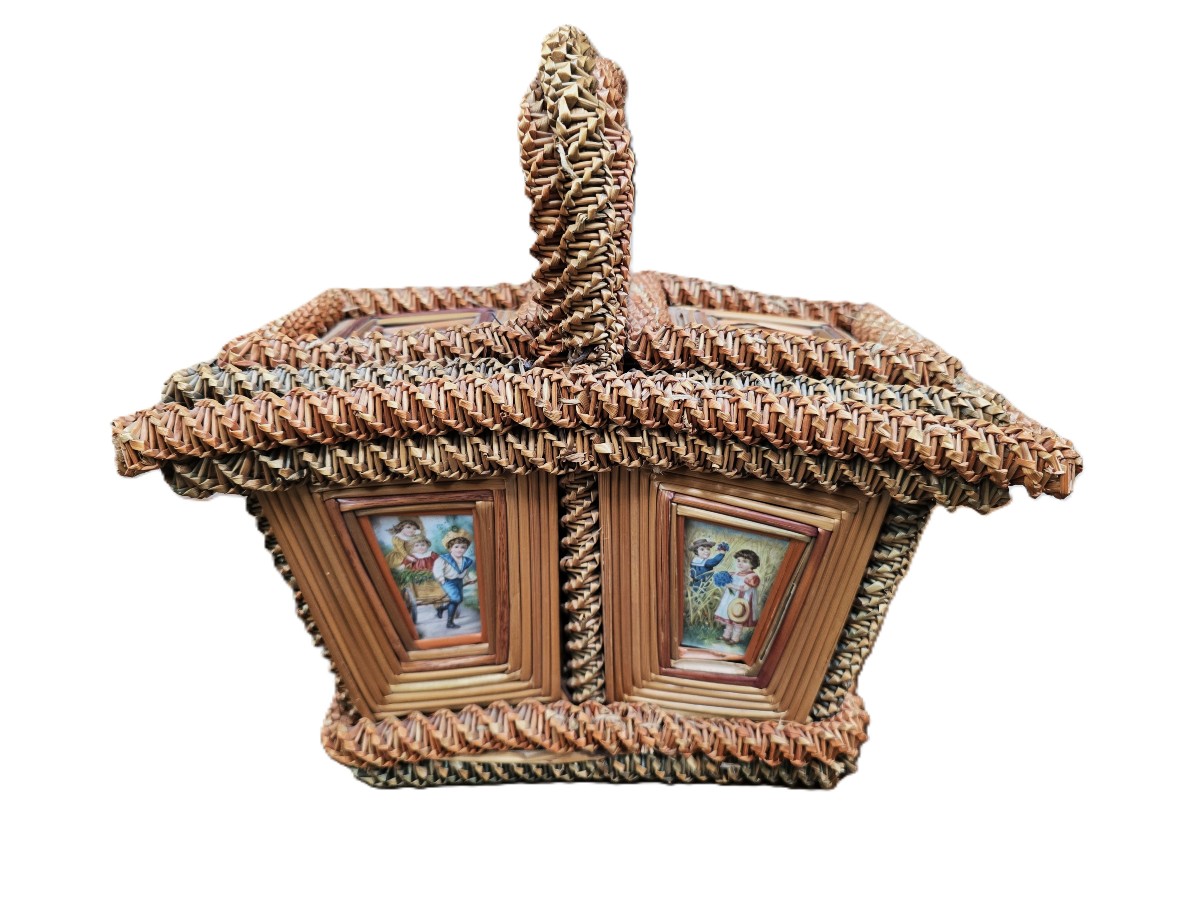 Antico cestino in paglia di mietitura del XIX secolo