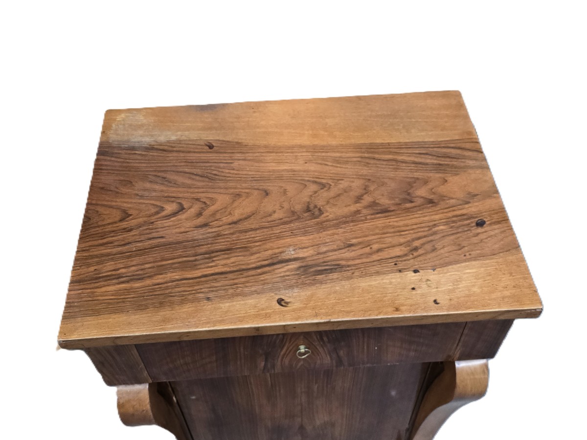 Comodino antico in noce, Italia, epoca Impero, inizio XIX secolo-photo-4