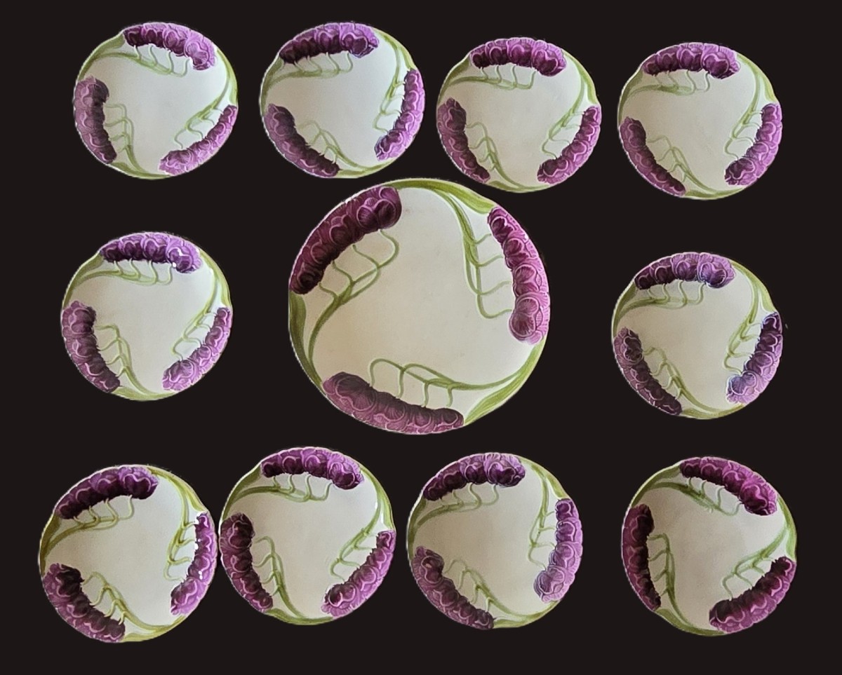 Servizio di piatti Liberty  in barbotine manifattura Sarreguemines