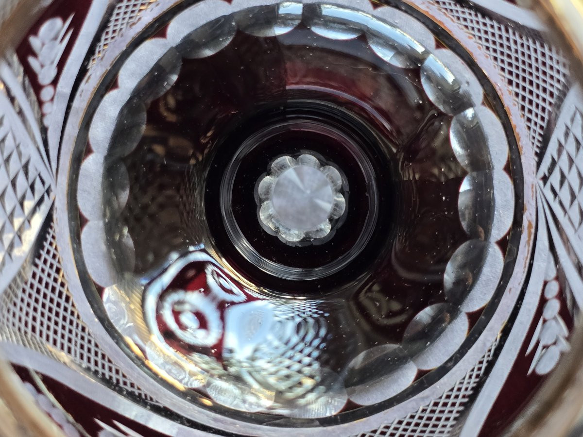 Coppia di antichi calici in cristallo di Boemia, intagliati e dorati-photo-3