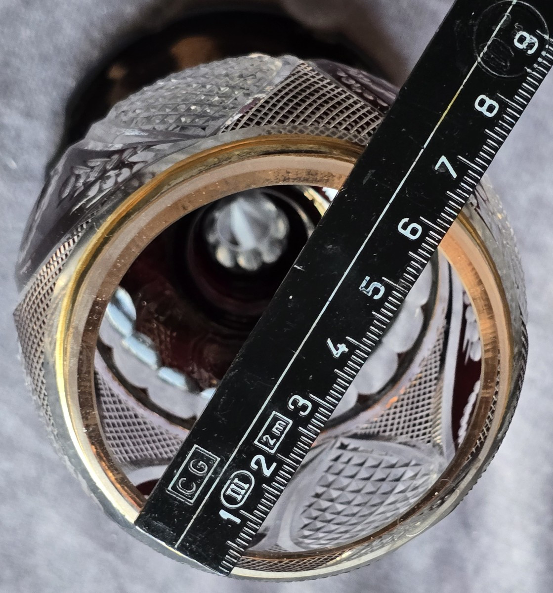 Coppia di antichi calici in cristallo di Boemia, intagliati e dorati-photo-6