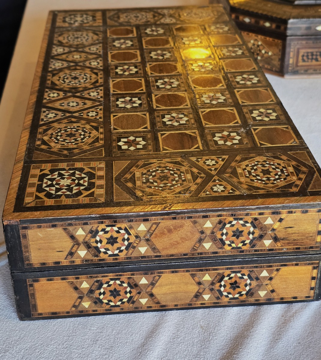 Scatola da gioco scacchiera in legno intarsiato – Siria, metà del XX secolo-photo-4