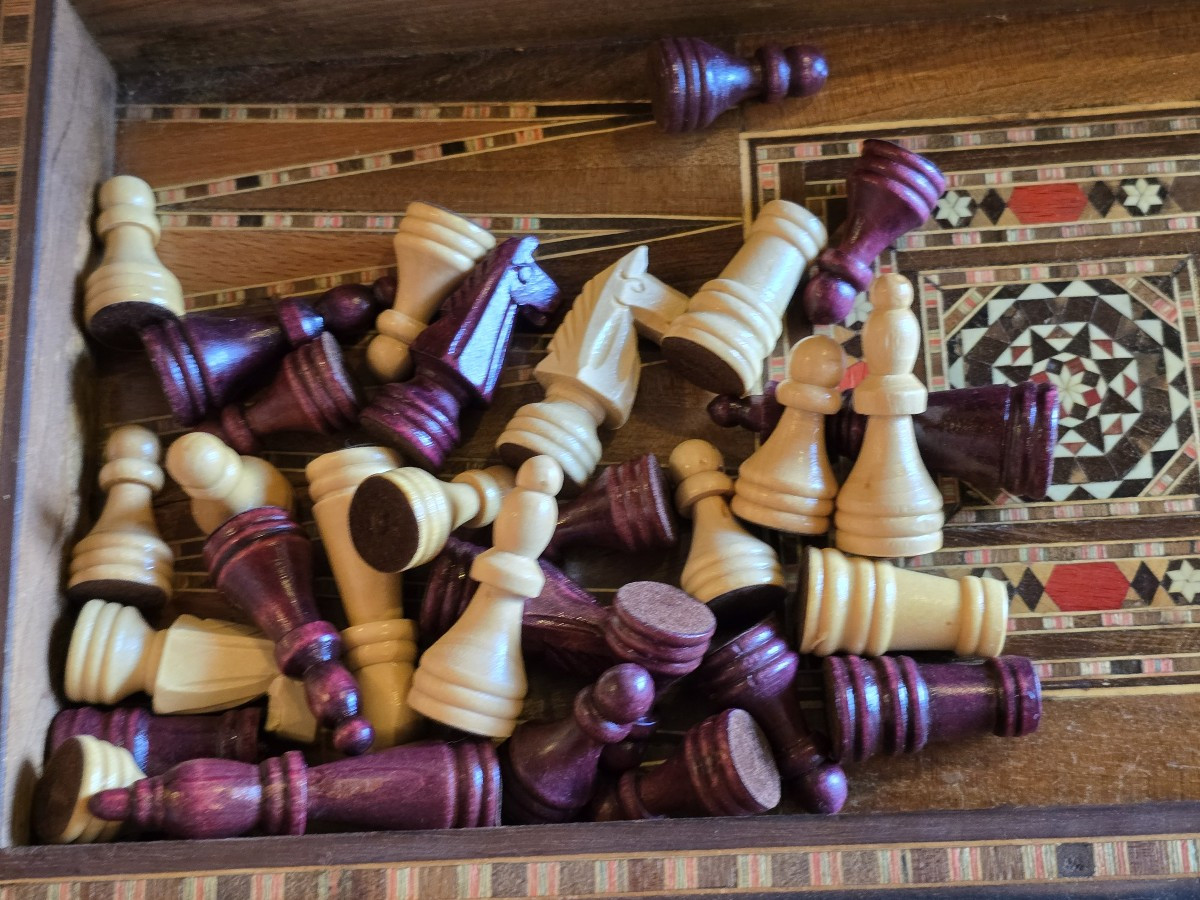 Scatola da gioco scacchiera in legno intarsiato – Siria, metà del XX secolo-photo-3