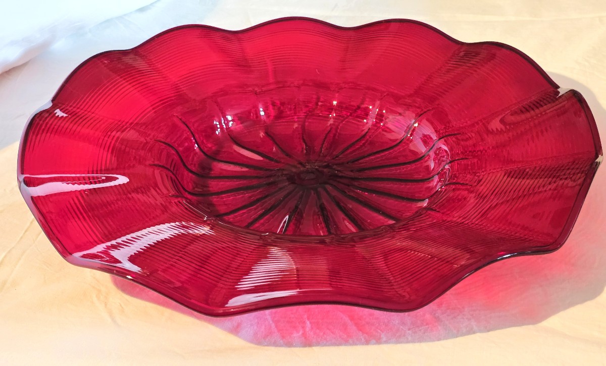 Antico piatto in vetro soffiato di Murano, rosso, metà del XX secolo, diametro 43 cm.-photo-2