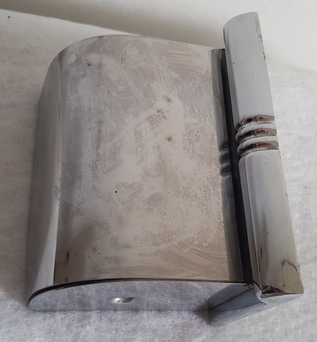 Set di 5 accessori da bagno in metallo cromato e opalina – Italia, circa 1940-photo-5