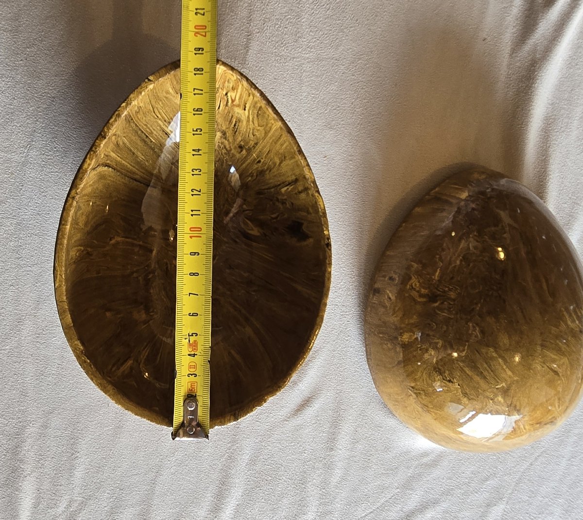 scatola in ceramica neriage a forma di uovo – Italia, circa 1960-photo-3