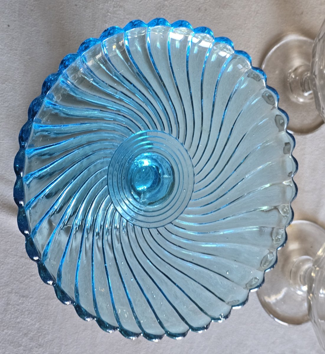 Antica alzatina in vetro stampato modello Bambou di Baccarat-photo-3