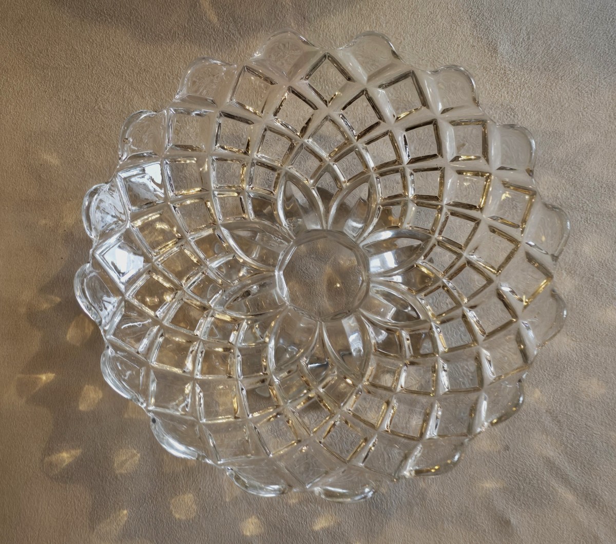 Alzatina antica in vetro stampato Baccarat-photo-3