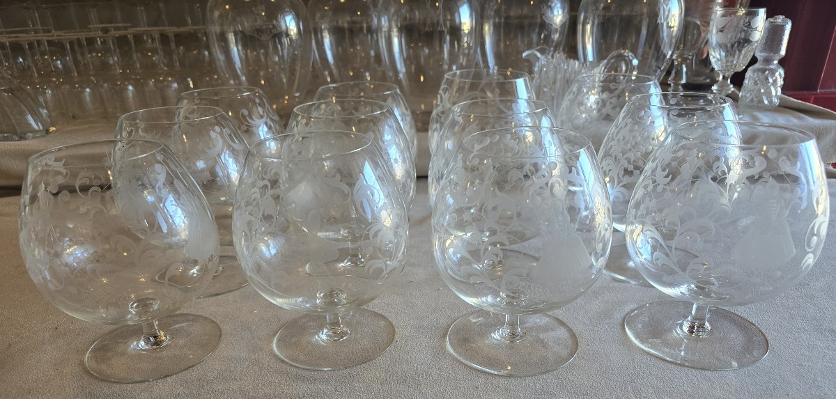 Insieme di 12 bicchieri veneziani antichi in vetro soffiato e inciso, Murano, anni 1960-photo-2