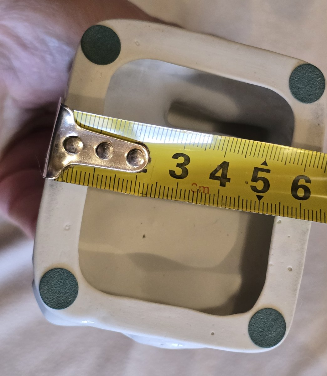 Coppia di statuine antiche in porcellana bianca di Capodimonte raffiguranti bambini-photo-7