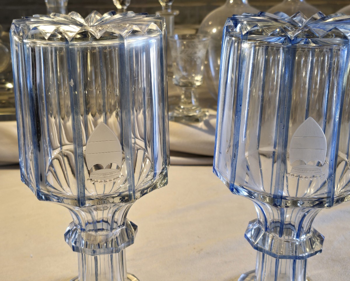 Coppia di antiche bottiglie decanter in cristallo con corona incisa, epoca vittoriana-photo-4