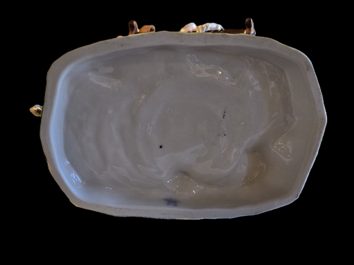 Gruppo in porcellana Capodimonte raffigurante mendicante,  bambino e un neonato nella culLa-photo-5