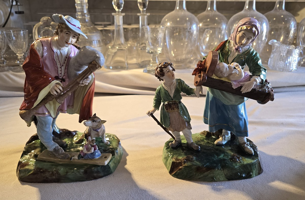 Gruppo in porcellana Capodimonte raffigurante mendicante,  bambino e un neonato nella culLa-photo-8