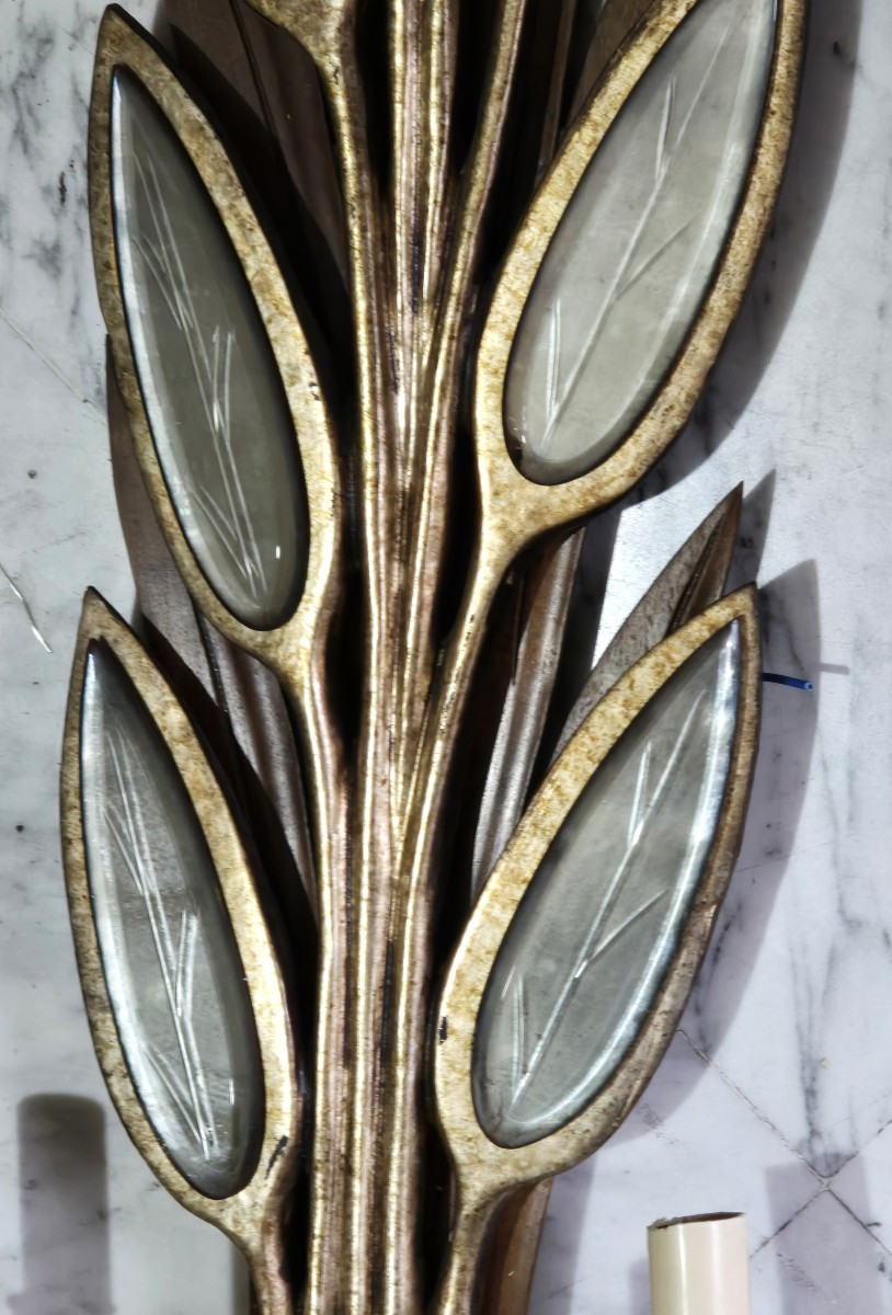 Grande coppia di appliques a ramage in legno e specchi, stile Hollywood Regency, anni 1970-photo-1