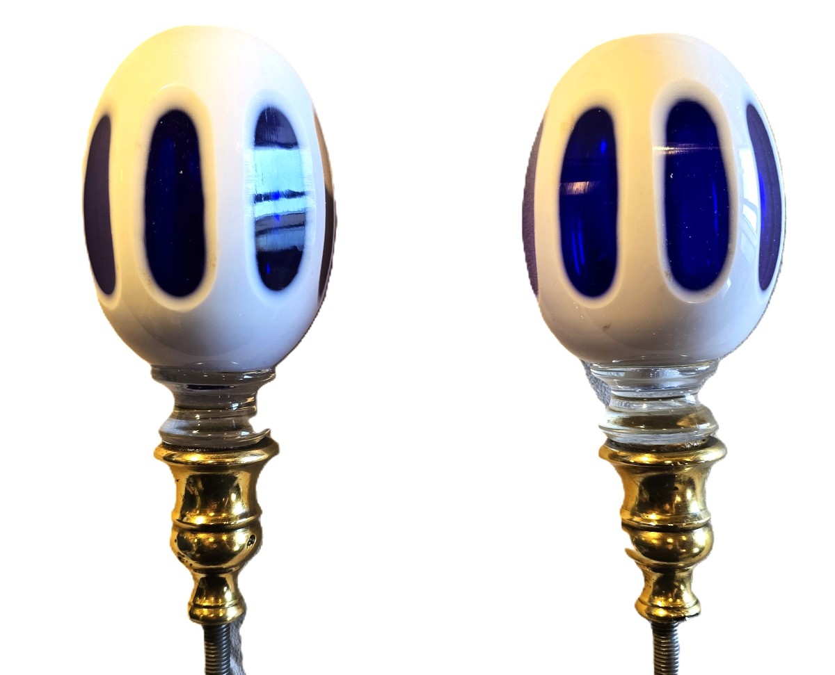 Coppia di antichi terminali da scala in cristallo di Boemia