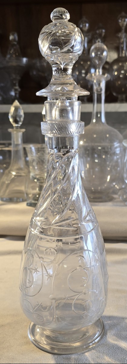 Bella bottiglia antica in vetro soffiato e inciso Baccarat Liberty-photo-2