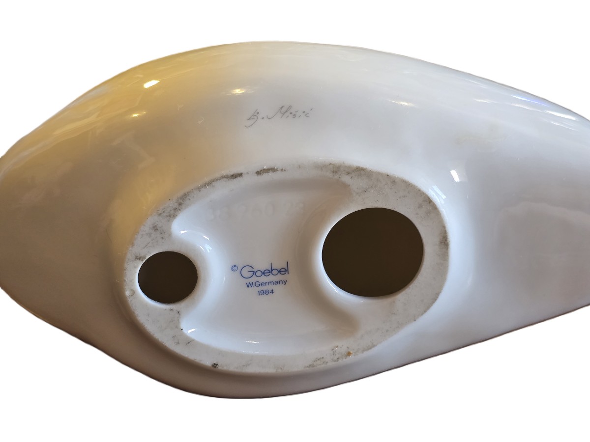 statuina di pellicano in porcellana bianca Ljubisa Mišić per Goebel 1984-photo-4