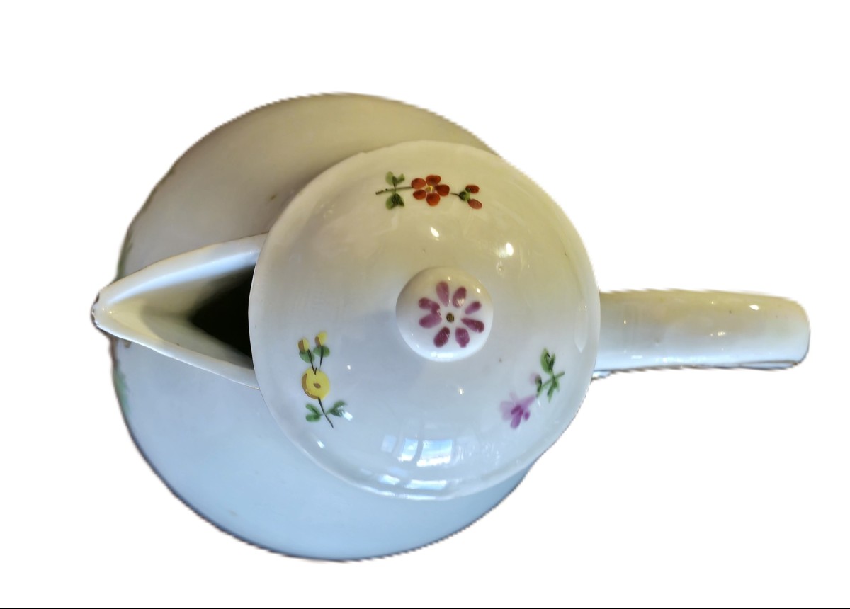 Caffettiera egoista in porcella manifattura di Joseph‑Adam Hannong, Strasburgo '700-photo-1