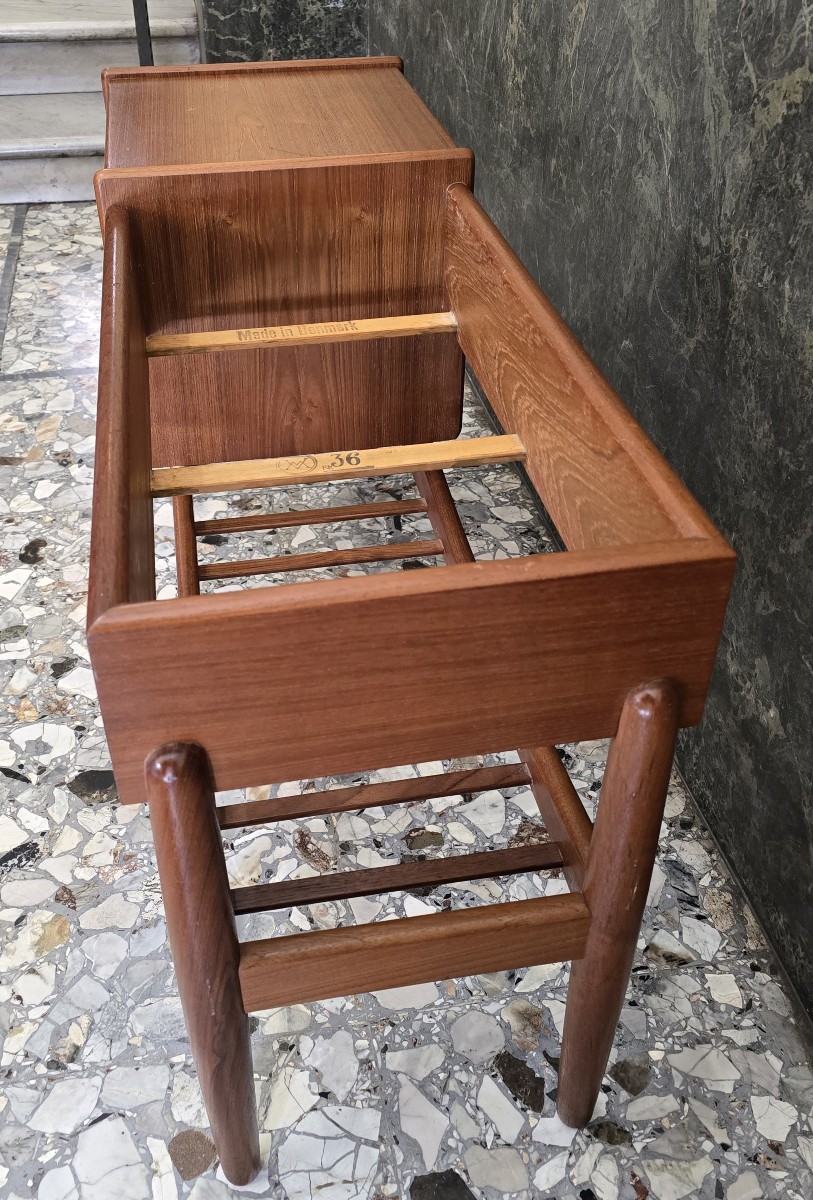 Tavolino basso fioriera danese in teak di Arne Wahl Iversen, anni ’60-photo-1