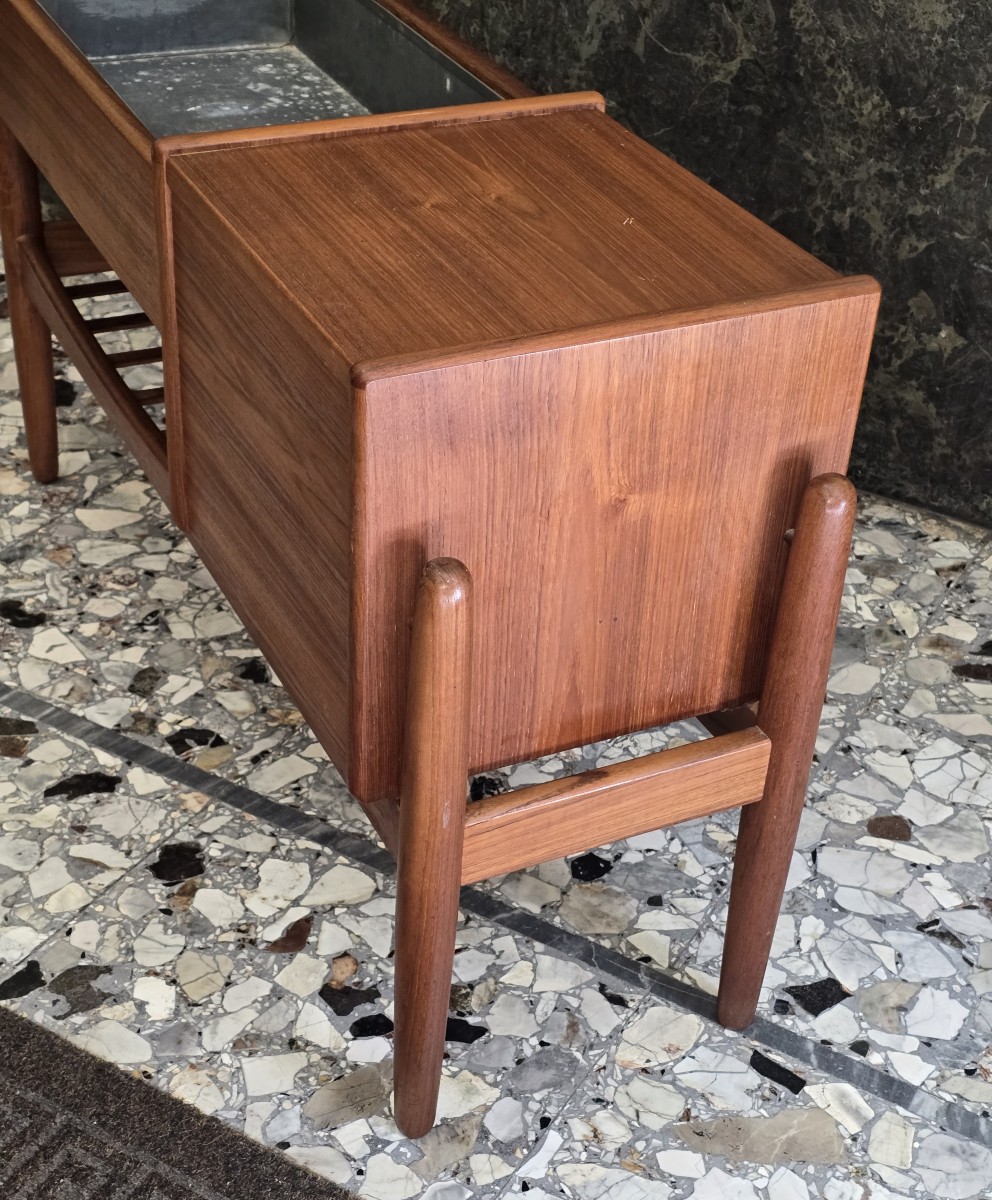 Tavolino basso fioriera danese in teak di Arne Wahl Iversen, anni ’60-photo-2