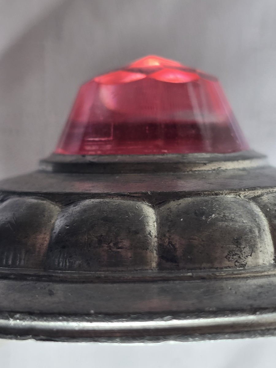 Antico boccale in vetro molato, con montatura e coperchio in peltro-photo-2