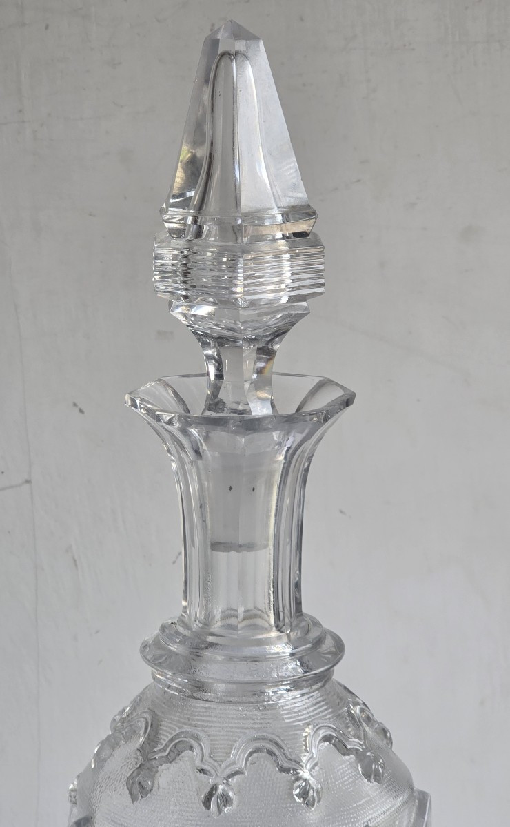 Antica bottiglia in vetro stampato di stile neogotico-photo-4