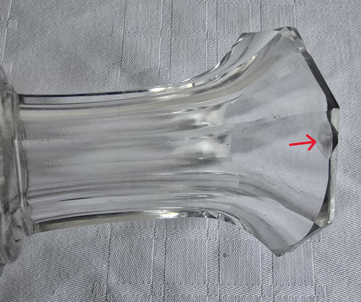 Antica bottiglia in vetro stampato di stile neogotico-photo-4