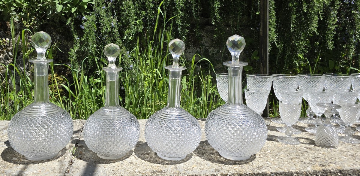 Insieme di quattro bottiglie antiche cristallo Baccarat mod punte di diamante-photo-2