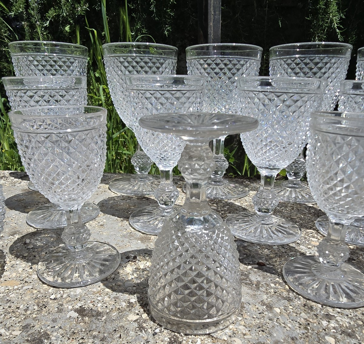 Servizio di bicchieri antico cristallo Baccarat, modello punte di diamante composto da 26 pezzi-photo-2