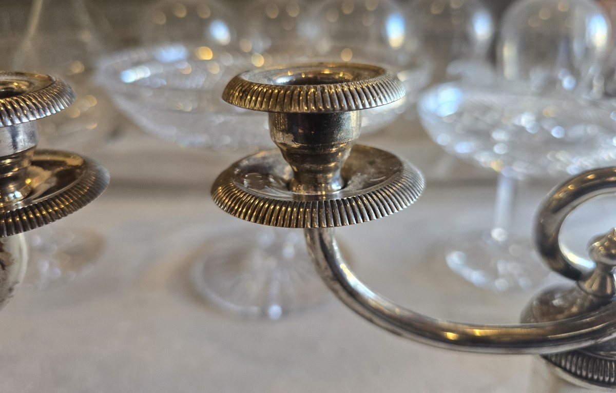 Coppia candelabri a due fiamme in metallo argentato, Christofle-photo-2