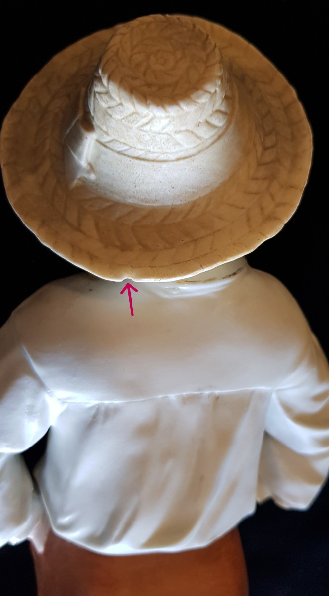 Coppia di antiche statuine in biscuit, bambini vestiti da contadinelli-photo-8