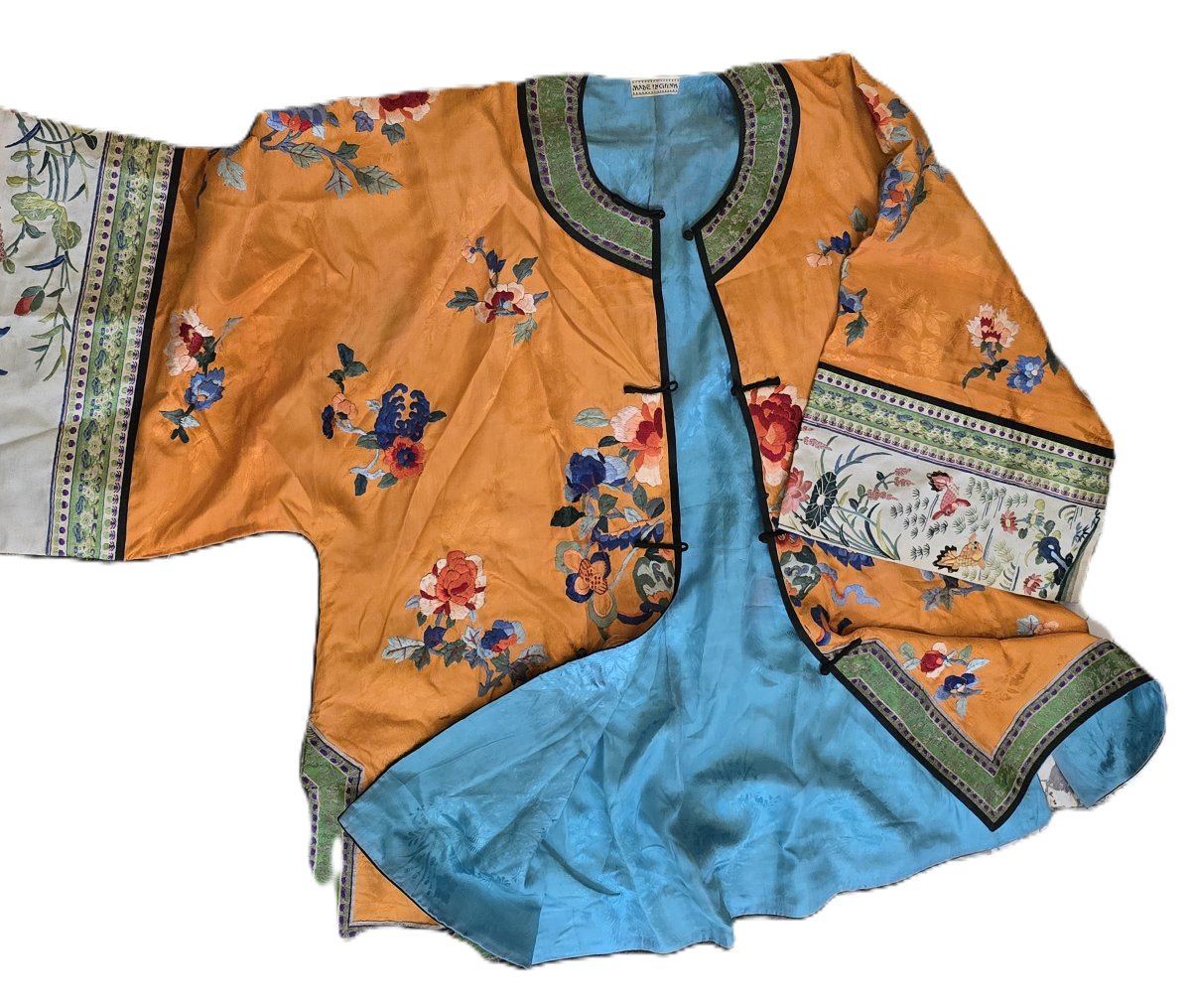 Completi di abbigliamento cinese tradizionale in seta ricamata, inizio '900-photo-2