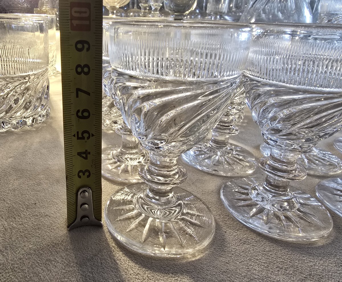 Lotto 12 bicchieri in cristallo, modello detto “SS” Baccarat o Saint‑Louis, epoca Restaurazione-photo-2