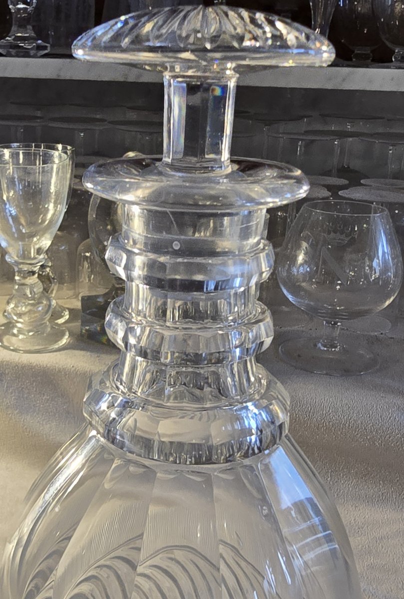 Lotto di 4 bottiglie  cristallo, modello detto “SS” Baccarat o Saint‑Louis, epoca Restaurazione-photo-2