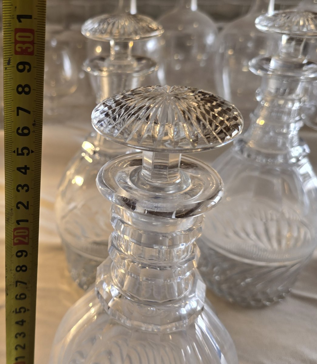 Lotto di 4 bottiglie  cristallo, modello detto “SS” Baccarat o Saint‑Louis, epoca Restaurazione-photo-5