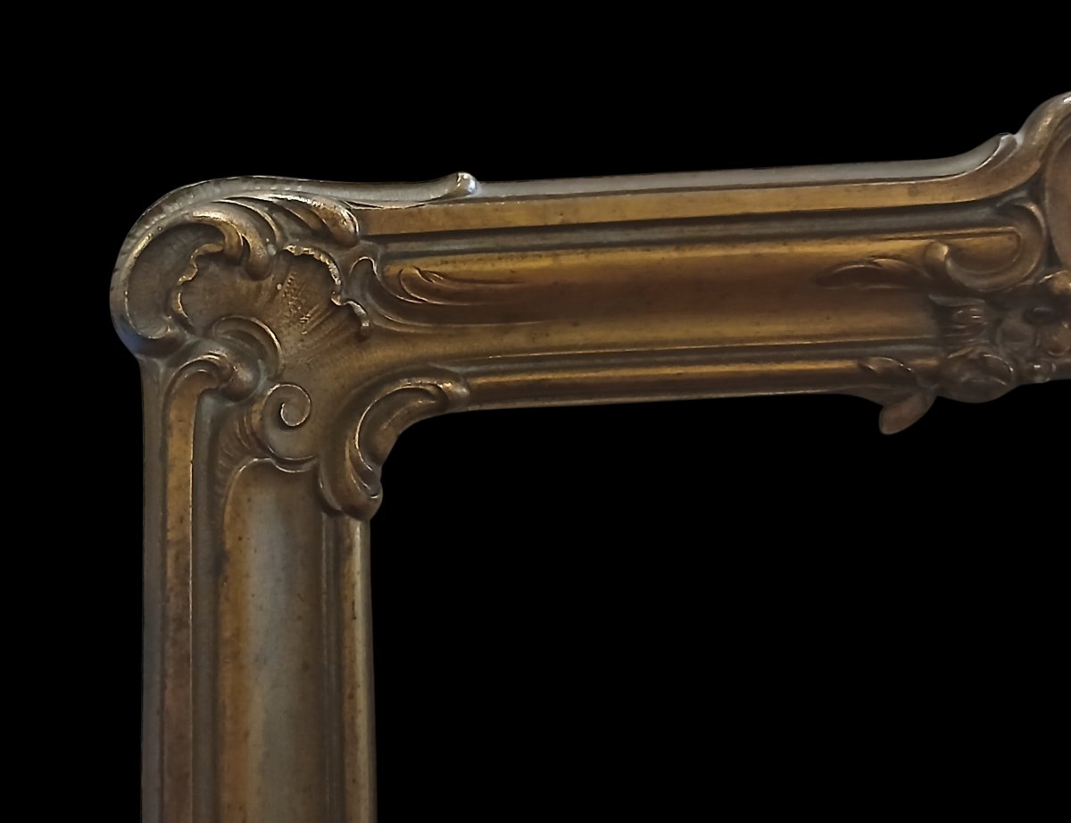 Antica cornice in metallo con corona ducale – ritratto della duchessa d’Aosta Irene di Grecia-photo-1