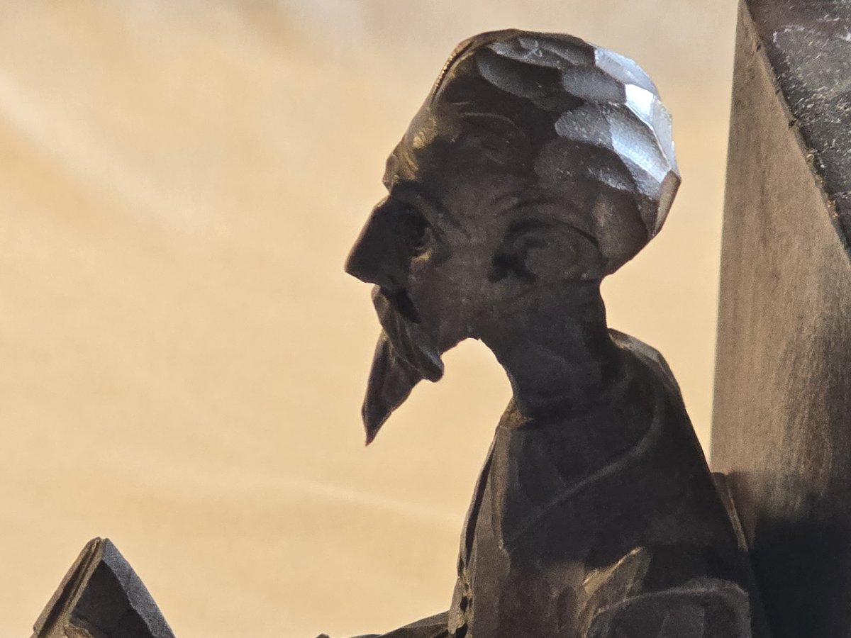 Antica coppia di fermalibri in legno scolpito, raffiguranti Don Chisciotte e Sancho Panza-photo-5
