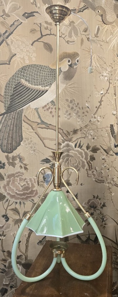 Lampadario  in opalina con montatura in ottone – Italia, circa 1955–1965-photo-3
