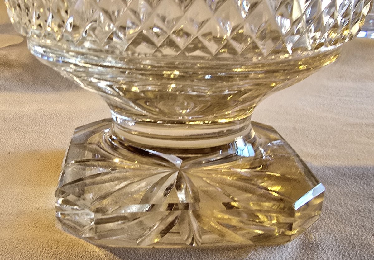 Antico vaso da fiori  in cristallo molato a mano decoro a punte di diamante-photo-1