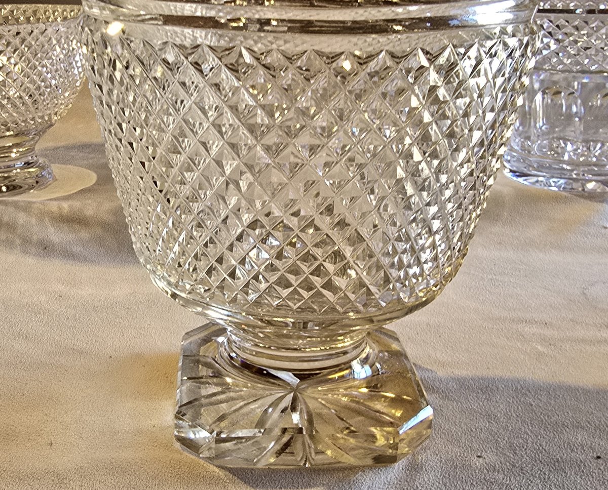 Antico vaso da fiori  in cristallo molato a mano decoro a punte di diamante-photo-2