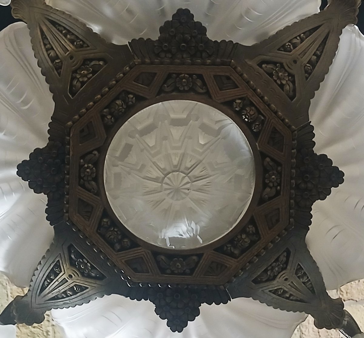 Lampadario Art Decò a 9 luci in bronzo e vetro, Francia 1925-1930, restaurato-photo-4