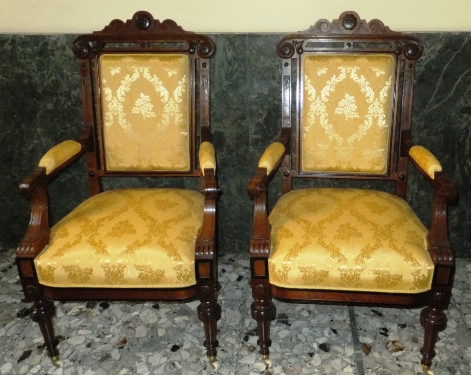 Coppia di poltrone Napoleone III restaurate