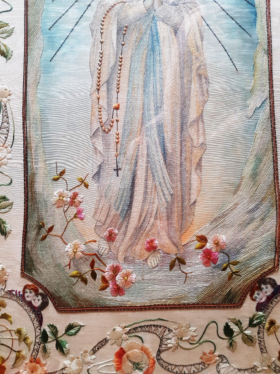 Vierge De Fatima Tableau Peint Et Brodé  Art Nouveau-photo-1