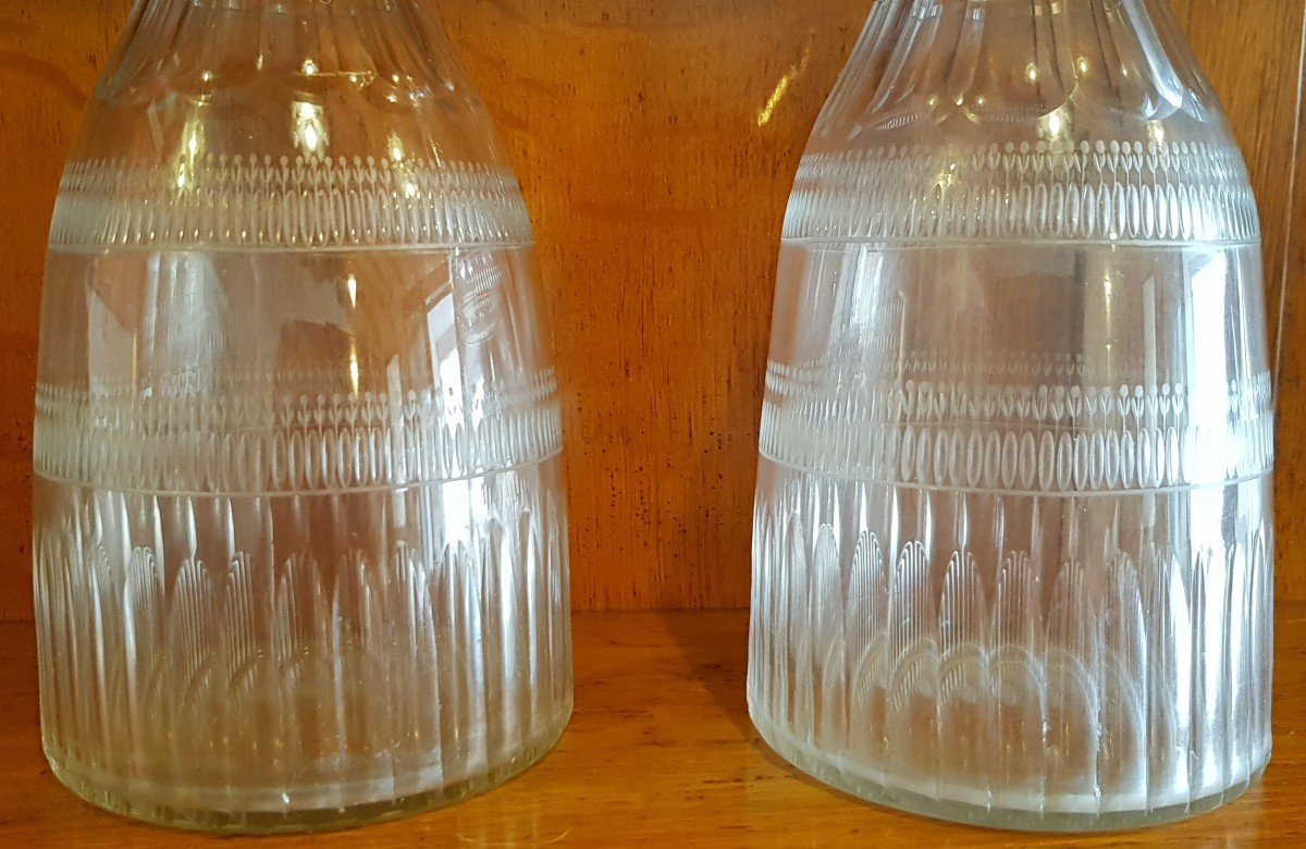 Coppia Di Bottiglie Decanter  '700 In Vetro Soffiato E Finemente Inciso-photo-4